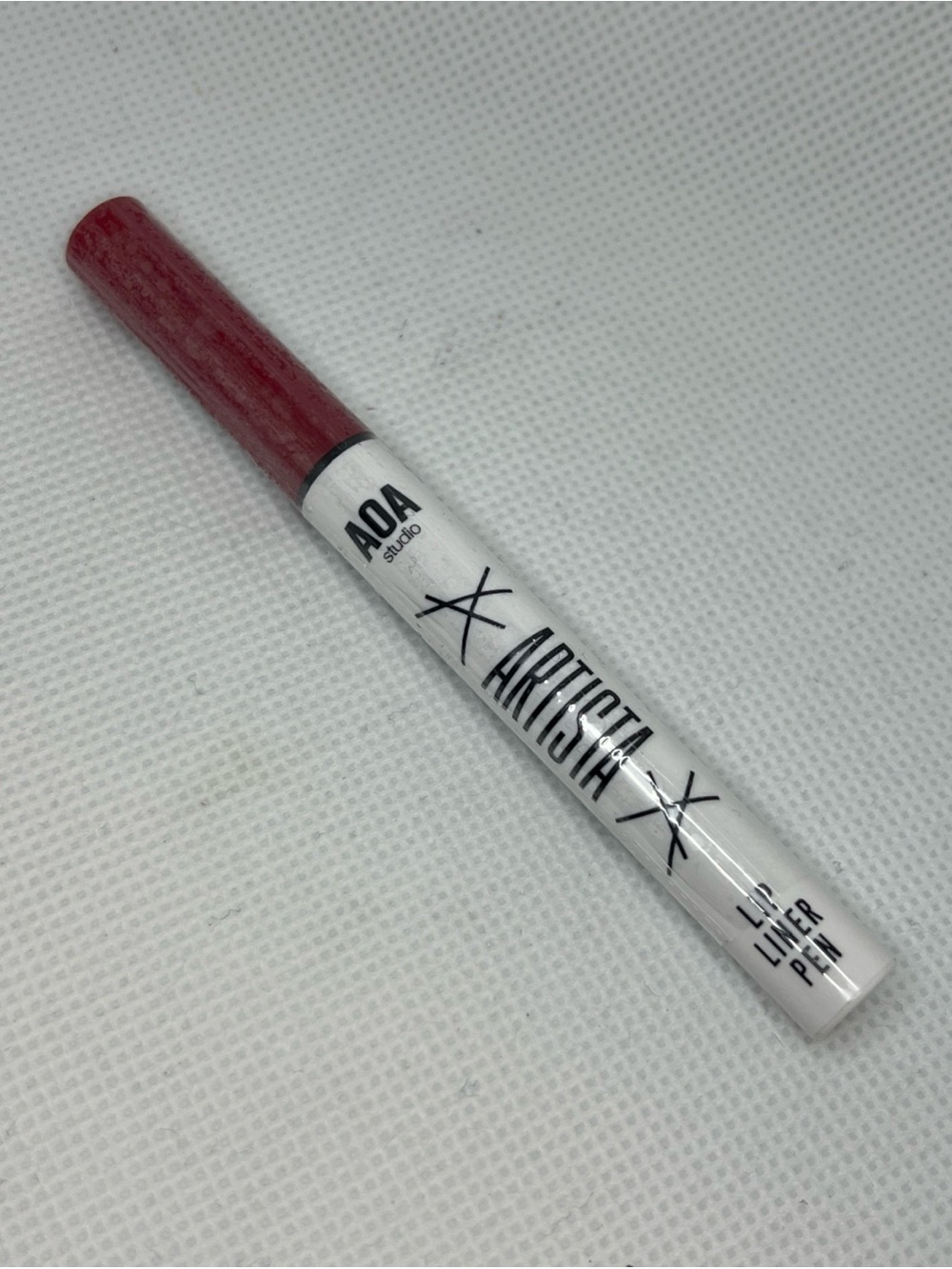 AOA Studio Lip Liner Pen Berry Red